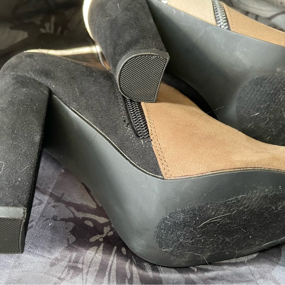 Sexy boots with zipper accents size 8 - Picture 5 of 6